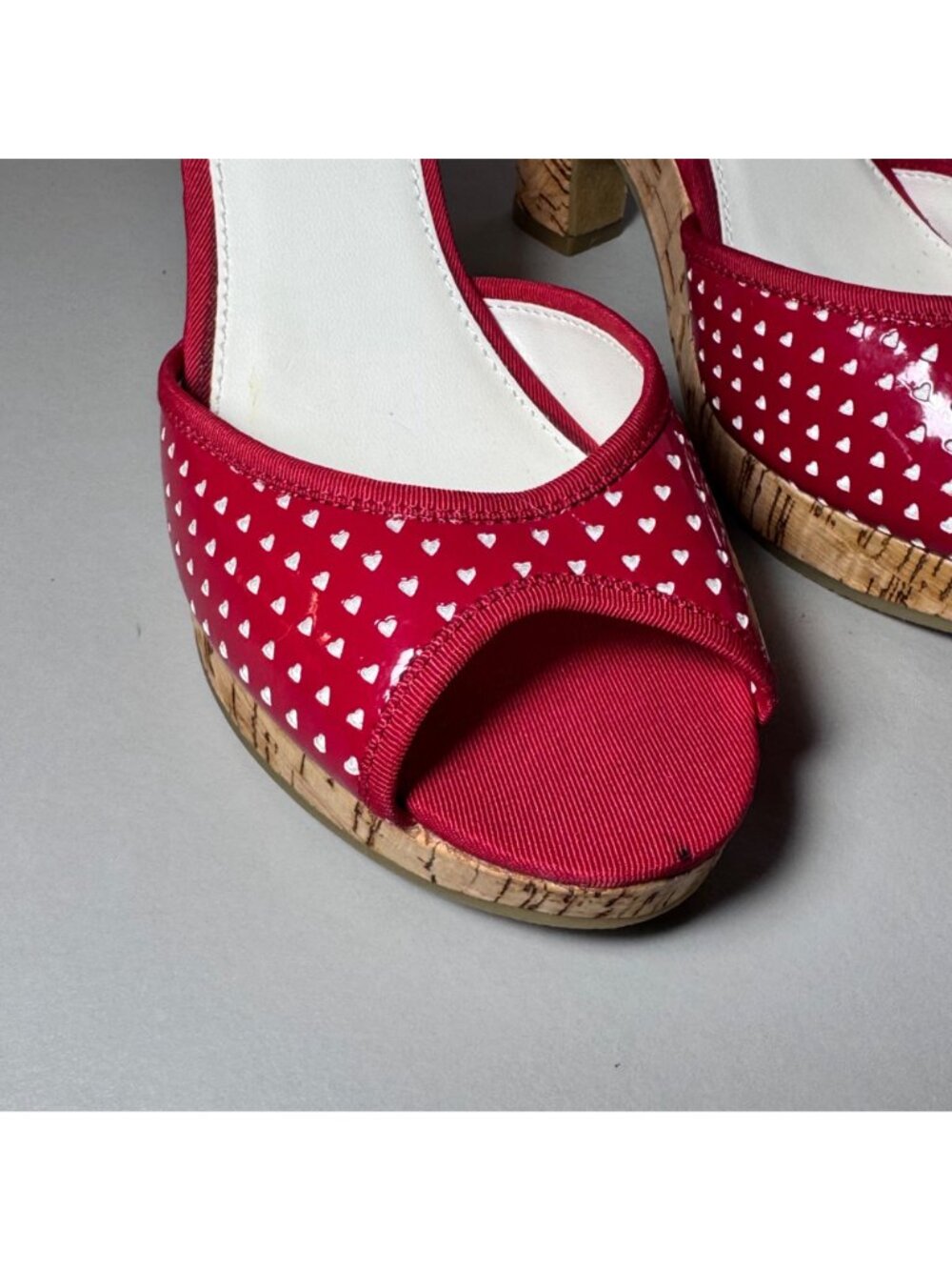 Heart N Sole Red White Heart Print Cork Wedge Sandals Peep Toe - Picture 4 of 10